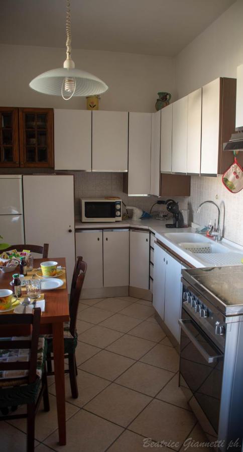 Appartamento Per Vacanze Domus Lunae Luni Εξωτερικό φωτογραφία